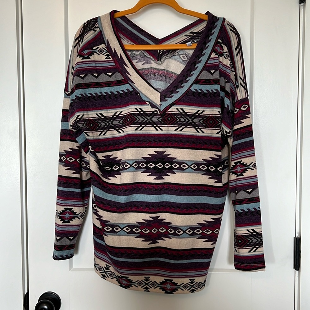 White Birch Aztec Shirt Top Large
